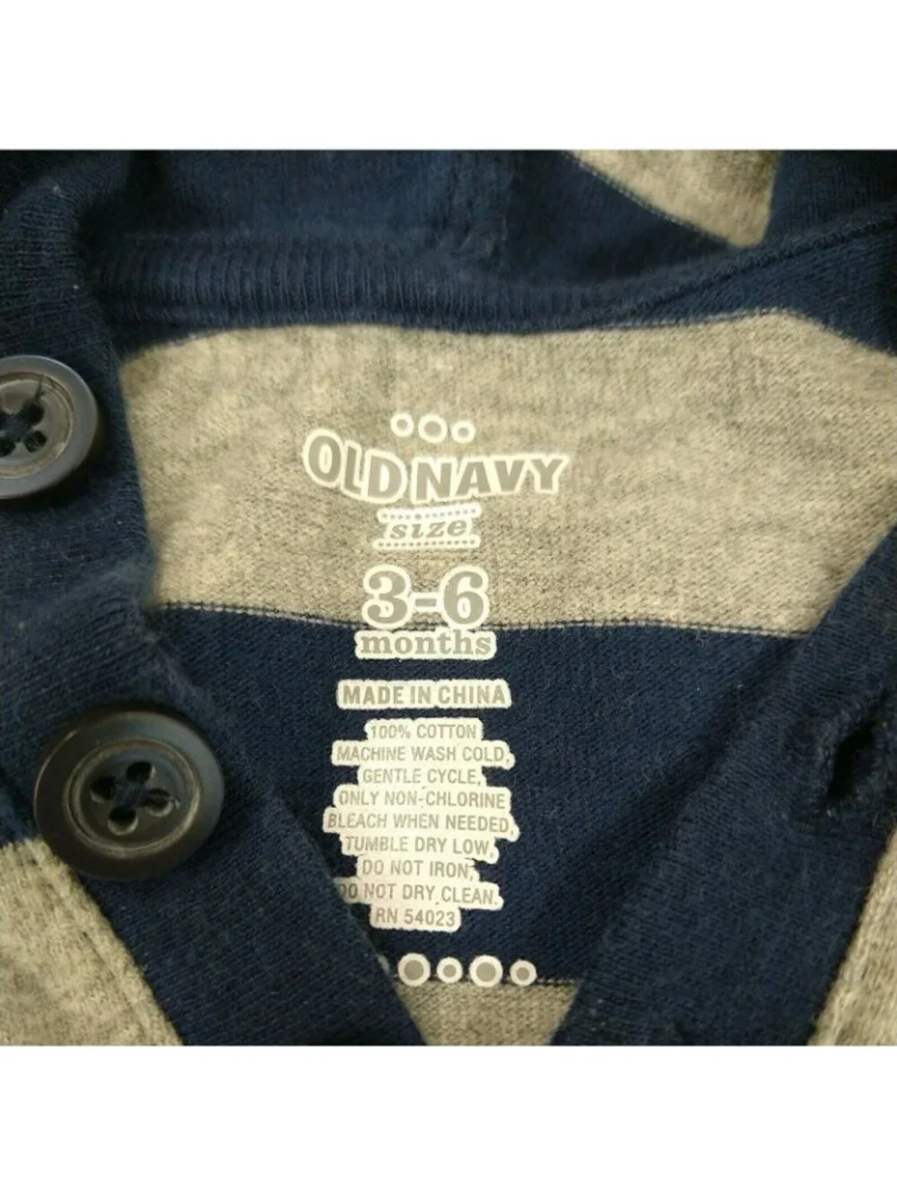 Set of 3 Carters Old Navy One Piece Bodysuits Pajamas Boys Size 6 Months